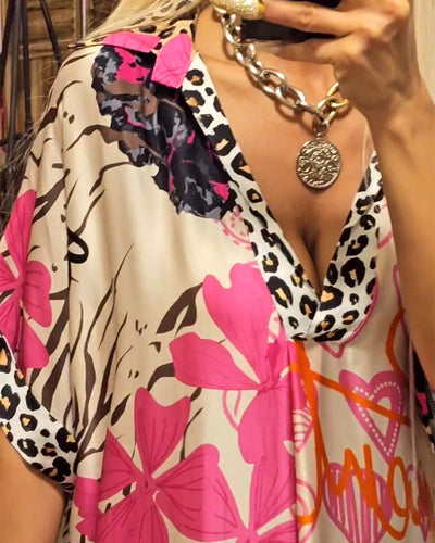 Farverig patchworkkjole med leopardmotiv og delvist leopardprint