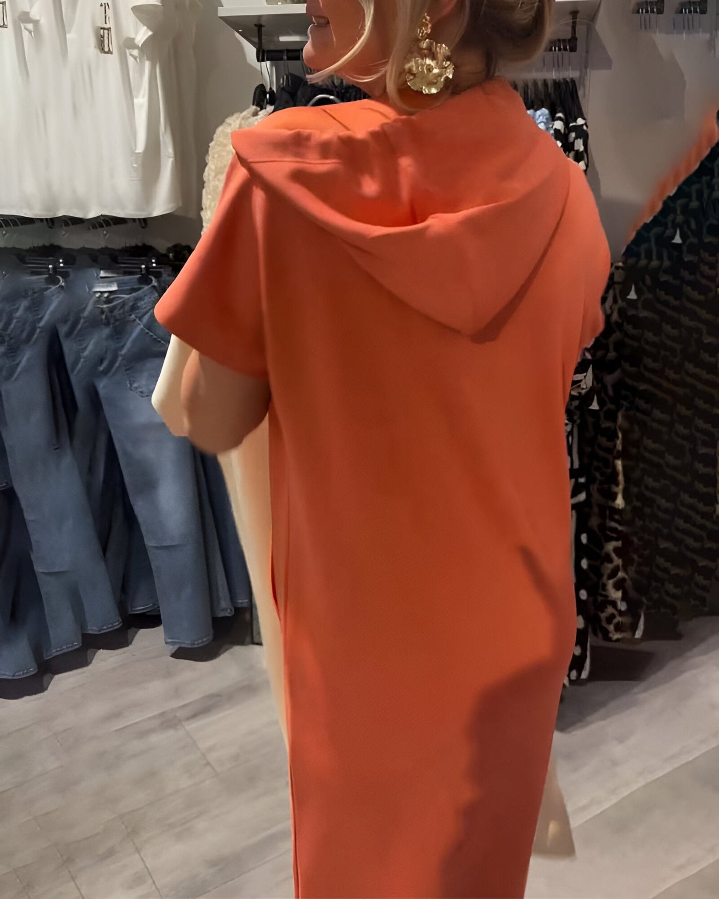 Ebba™ | Casual kjole med hætte og feminin pasform